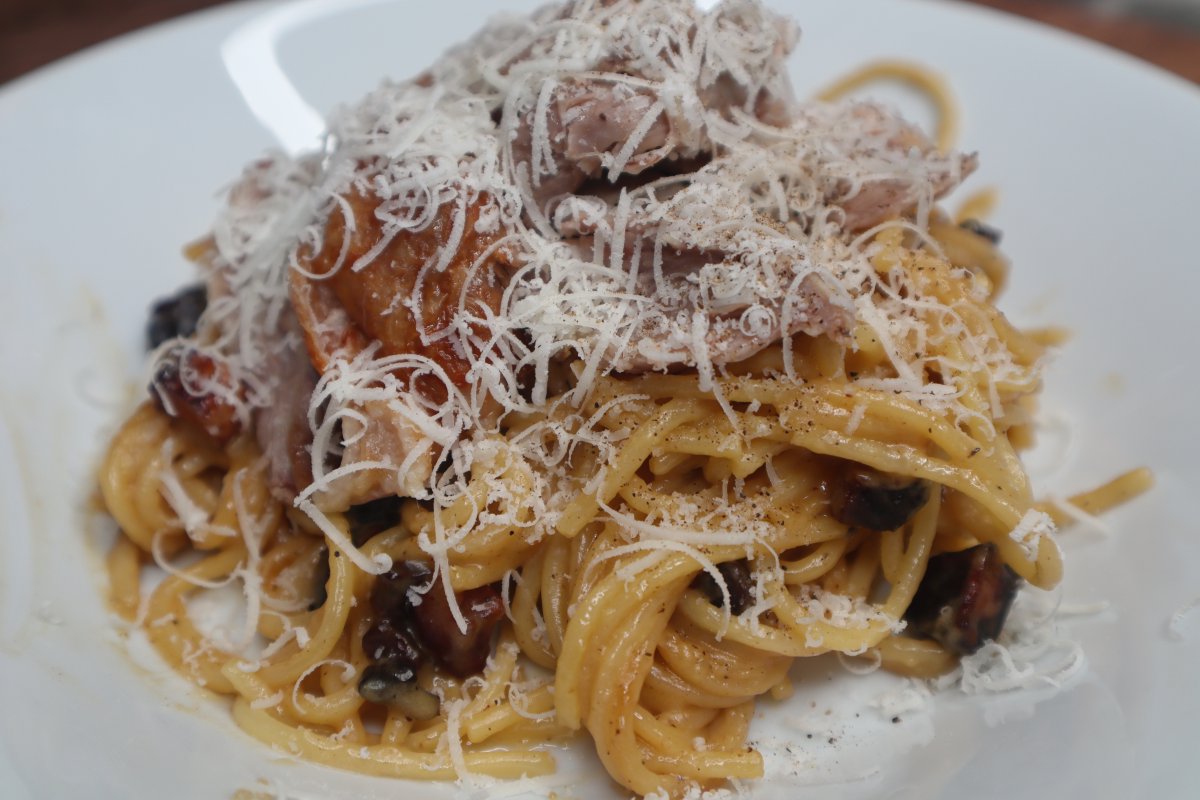 It only takes 30 minutes! Try #CookingWithLiv's Duck Carbonara at home today 🍝👉 bit.ly/3GBaS2i #ExploreDuckandWine