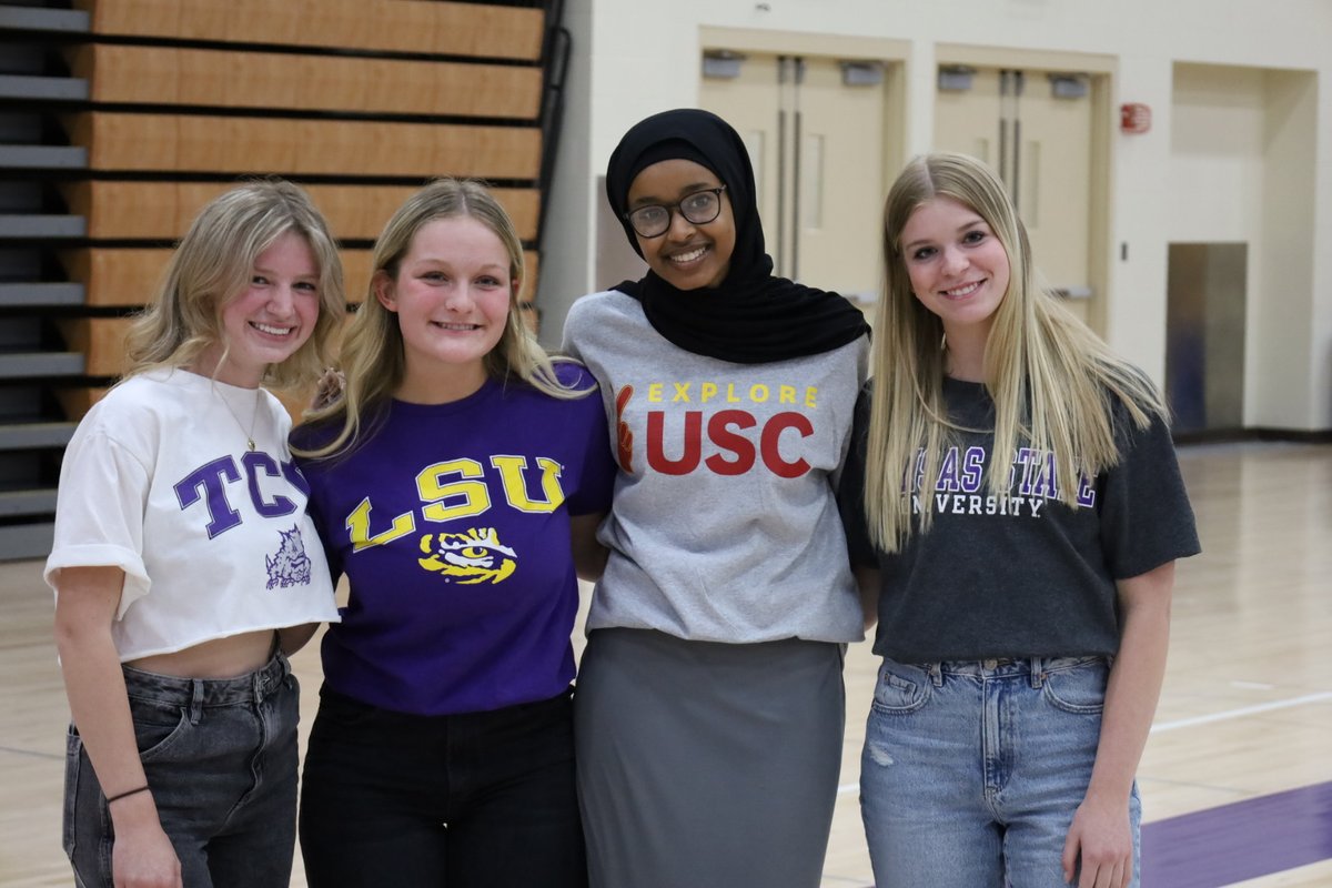E Carver Co Schools (@isd112) on Twitter photo It's #DecisionDay at <a href="/ChaskaHawks/">Chaska High School</a>. Seniors joined for a class photo before grouping with current and future classmates proudly supporting their future schools or institutions <a href="/ChaskaHighCRC/">Chaska CRC</a> It's #DecisionDay at <a href="/ChaskaHawks/">Chaska High School</a>. Seniors joined for a class photo before grouping with current and future classmates proudly supporting their future schools or institutions <a href="/ChaskaHighCRC/">Chaska CRC</a>