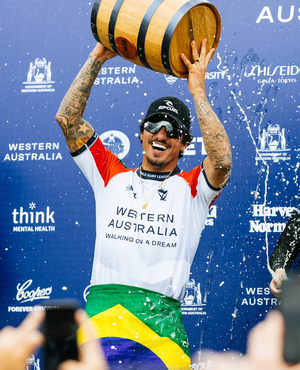 ripcurl's tweet photo. 3x World Champ Gabriel Medina secured his first win of the 23' season yesterday, scoring a 9.5 in the Final and looking unstoppable. #VaiMedina
2x World Champ Tyler Wright will be wearing yellow at the Surf Ranch Pro. With her runner-up performance against Carissa Moore. #GoTyler https://t.co/paL5AFlDon