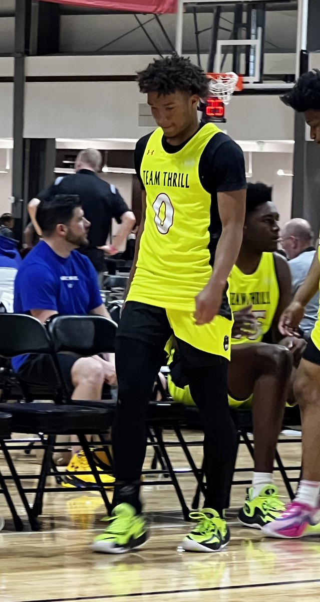 2024 Tyler Boston (<a href="/TeamThrillUAA/">Team Thrill</a>) is another strong lead guard on this roster that makes winning plays in addition to his ability to handle the ball and keep defenders guessing. Rebounds well, finds his teammates regularly, doesn’t force his own. #PhenomHoops <a href="/UANextBHoops/">Boys UAA</a>