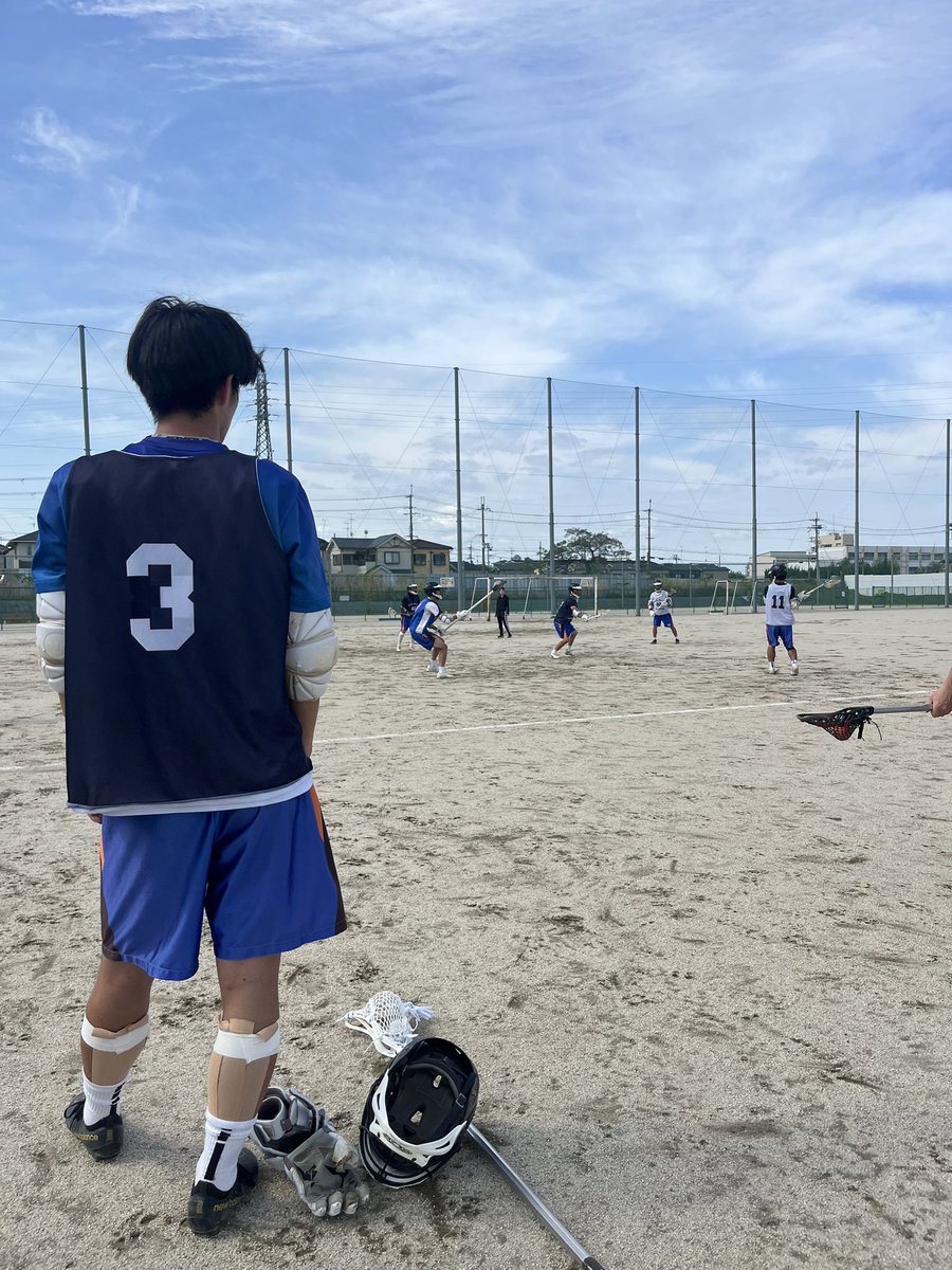 kitlax2023's tweet photo. 今日は大阪教育大学さんとの練習試合です！！めちゃくちゃ快晴でラクロス日和です❗️❗️久しぶりの4Qの試合頑張ります🔥🥍 https://t.co/2z5f53C7jE