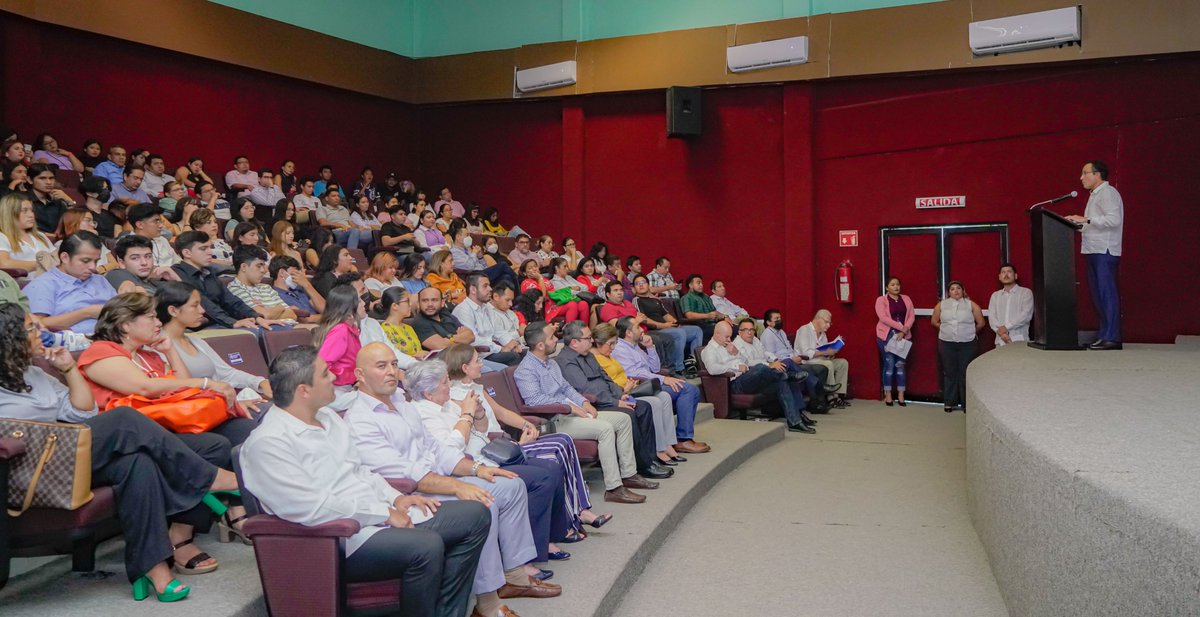 PJEQuintanaRoo's tweet image. CON EL TEMA: “LA CONSTITUCIÓN Y LOS DERECHOS HUMANOS”, EL PODER JUDICIAL ACOMPAÑA A ESTUDIANTES DE LA UNIVERSIDAD MODELO, CHETUMAL, A LA INAUGURACIÓN DE LA JORNADA ACADÉMICA DE DERECHO.

Nota completa:  web.facebook.com/PJEQuintanaRoo…