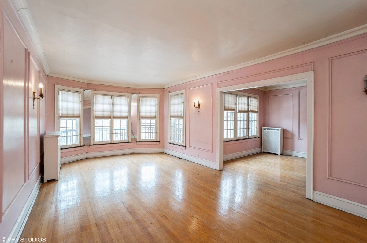 BoHo Chicagoan on Twitter "This coop apartment in south shore just