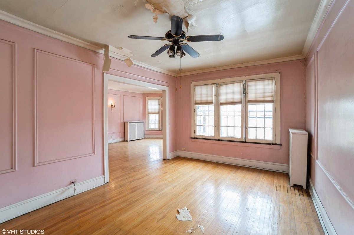 BoHo Chicagoan on Twitter "This coop apartment in south shore just