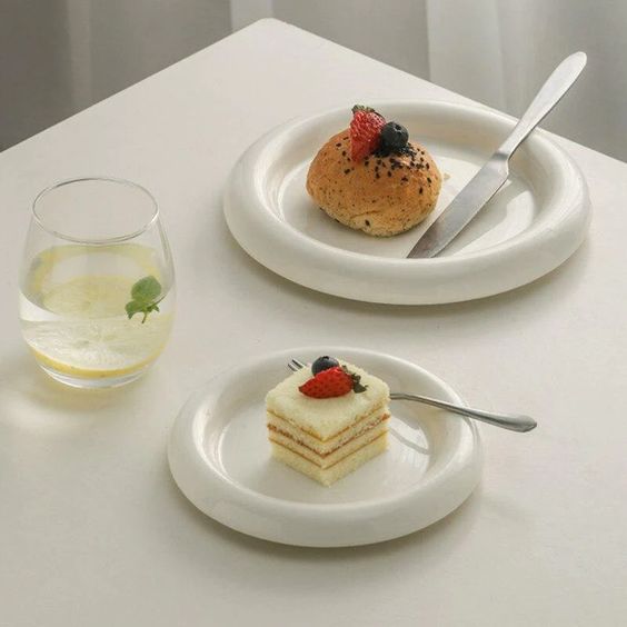 MagrethZacharia's tweet photo. "Evening snacks are the ultimate comfort food - they're like a warm hug for your taste buds.
���🍽️🌙🍪🧀🍿🍫🍬🍭🍩🍔🍟🍕🍗🍤🥪🫓🍷🍹🥤👌💯
#EveningSnacks #SnackAttack #SmallBites #ComfortFood #SavorTheFlavor https://t.co/jYJND4Gvu5