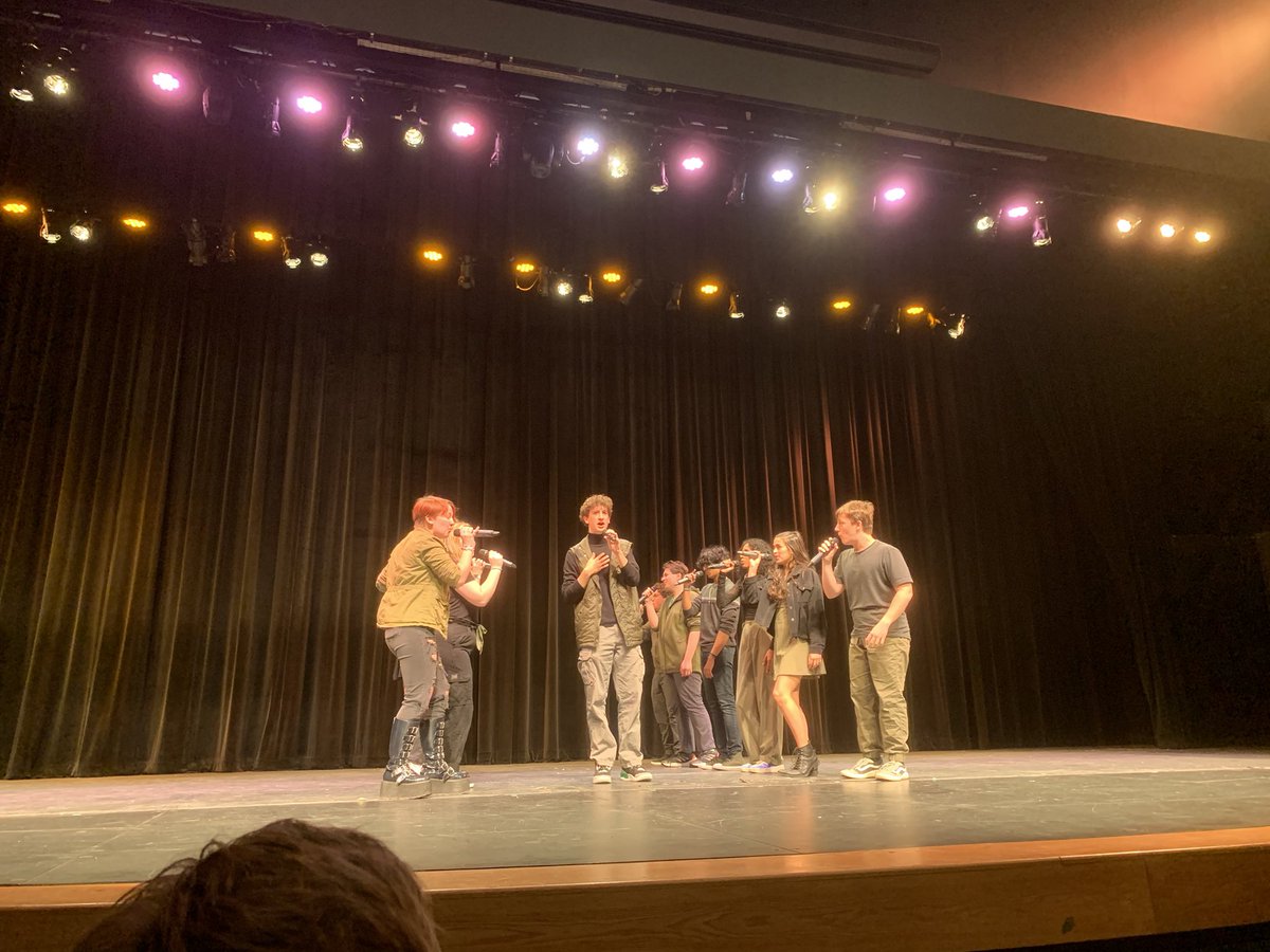 EHGCole's tweet photo. Choral Explosion!!

@Aves_Choir rocking it K-12. What a great job by all!! https://t.co/IvHdSUiq7b