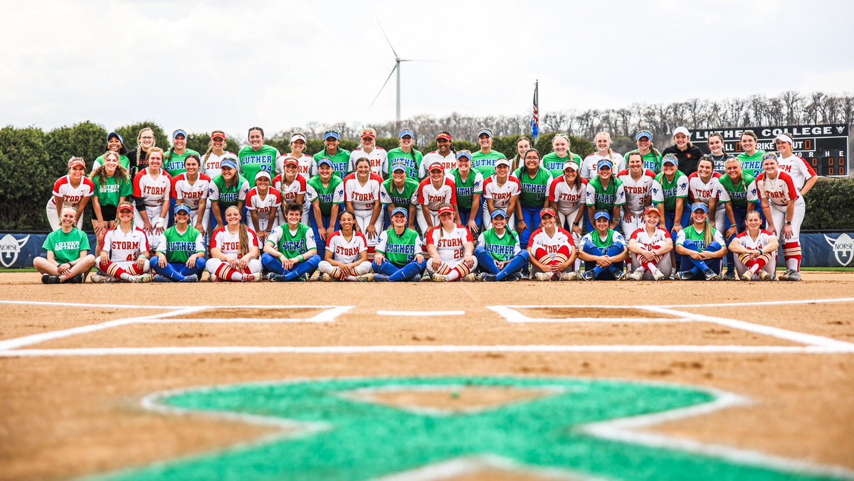 NorseSoftball's tweet photo. Thank you @SCStormSoftball @StormSports @BrentMatthias for coming together with us to lift up progress over perfection. #MentalHealthMatters @AmerRiversConf @NFCAorg https://t.co/sx6DdI6Y6y