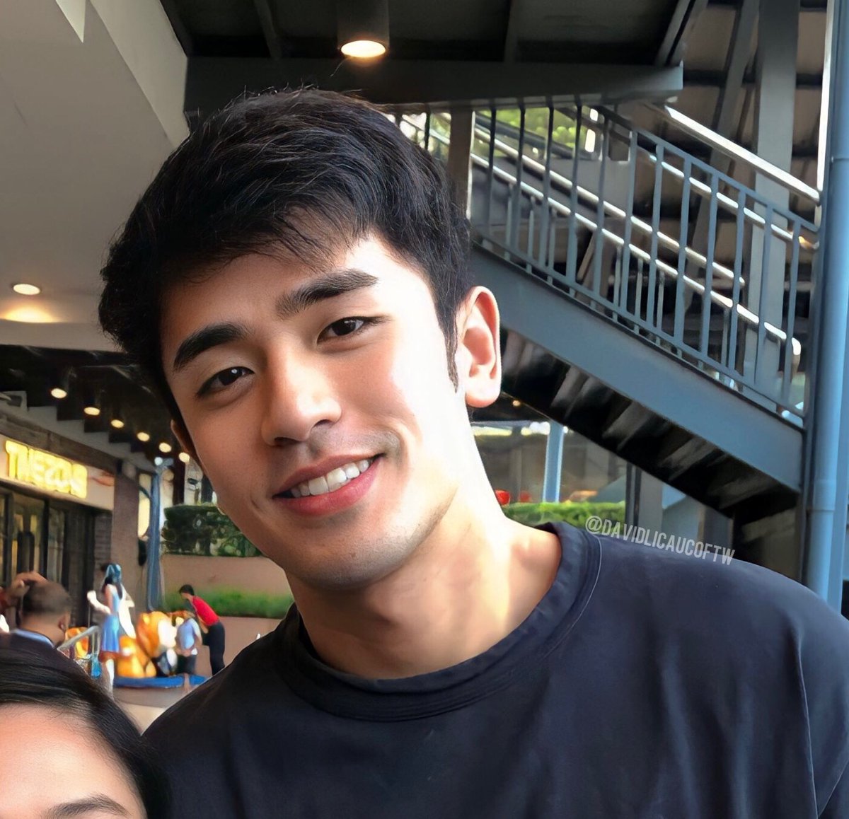 DavidLicaucoFTW's tweet photo. Smile and let the world wonder why.

#DavidLicauco | @davidlicauco https://t.co/Rmmf2V4hA3