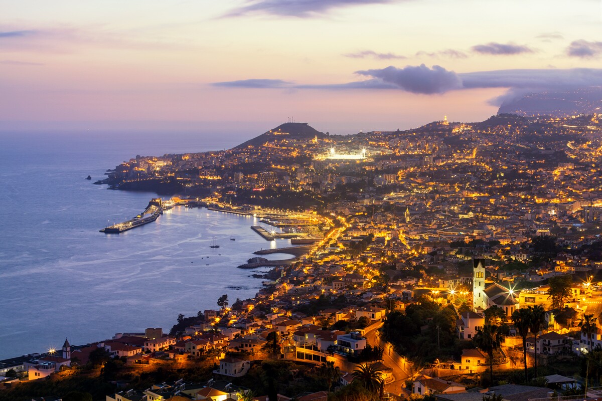 LilyaFil's tweet photo. Finaly #spring #Madeira https://t.co/E8Sh7qXlog