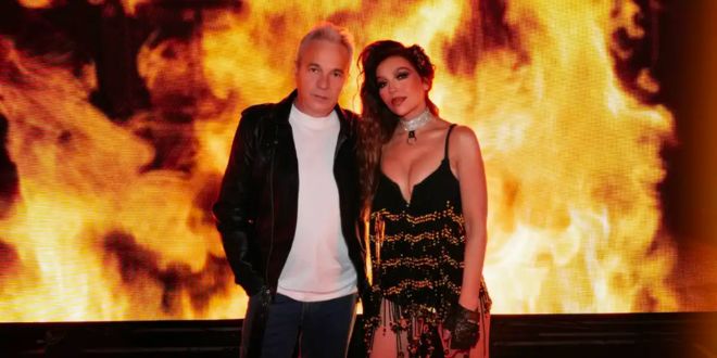 jessiecervantes's tweet photo. 🎶 @thalia sorprende con cover de "Devuélveme a mi Chica" junto a @DavidSummersHG 🎤
👉 https://t.co/Cha0eApaio https://t.co/HGoPiodDbU