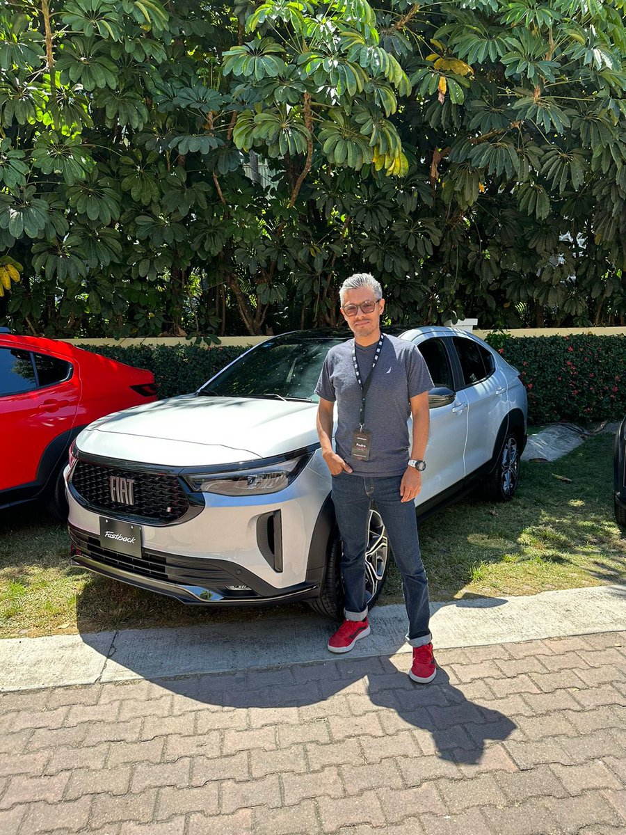 StellantisMX's tweet photo. Muchas gracias @_postmag @Pedro_Montagno por habernos acompañado a la presentación en Puerto Vallarta del totalmente nuevo @Fiat_Mexico Fastback https://t.co/vCQjm8YJqD