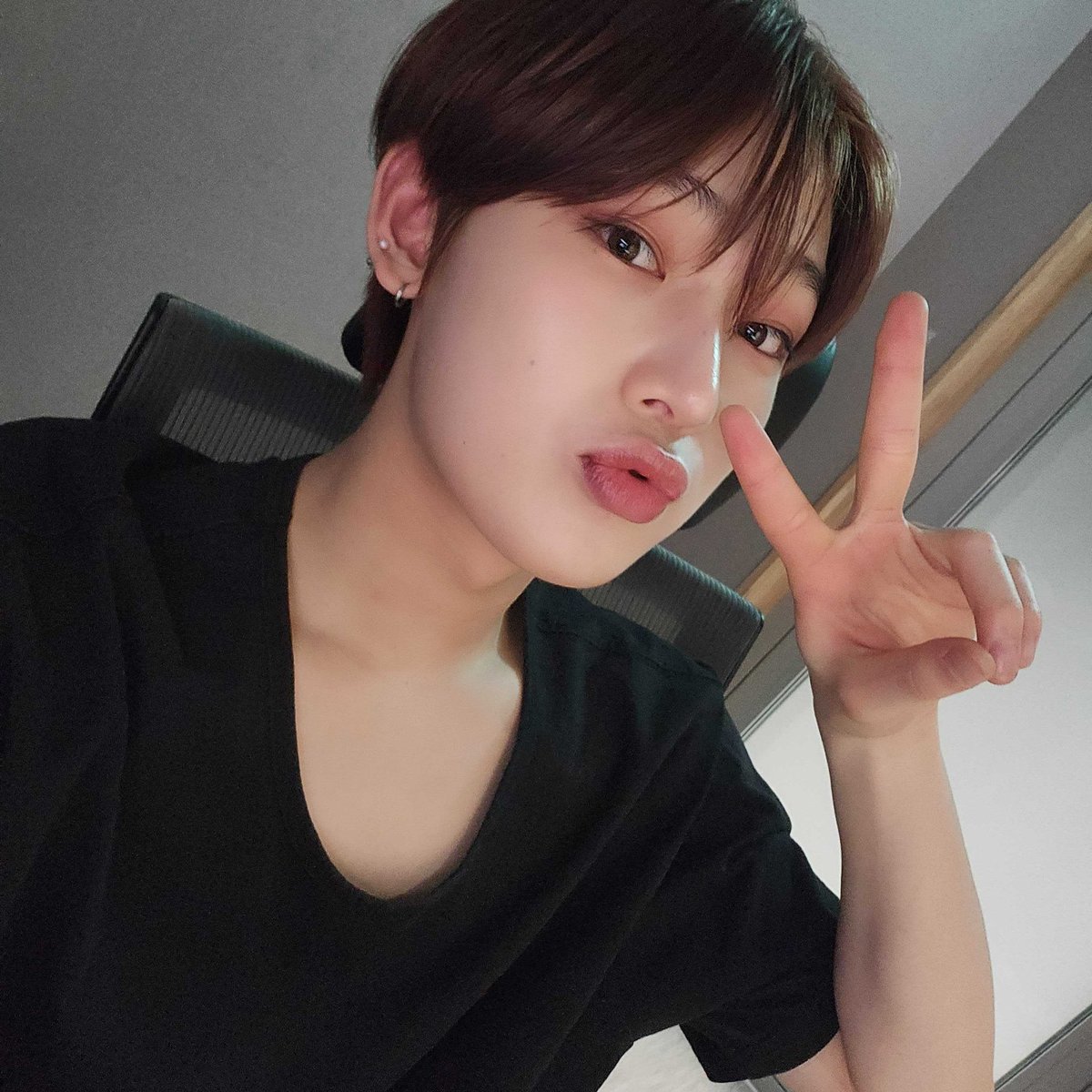 nielaly's tweet photo. Because they attack Sunoo saying that he is "not very Athletic" from here I already see the people who will not have a future, of course, but they only know how to give bad comments, isn't it the same that I hate your fav? #SUNOO #SUNOOBESTBOY #SUNOOPRETTY #sunoocheckscute #sunny https://t.co/9VVcTasPzr