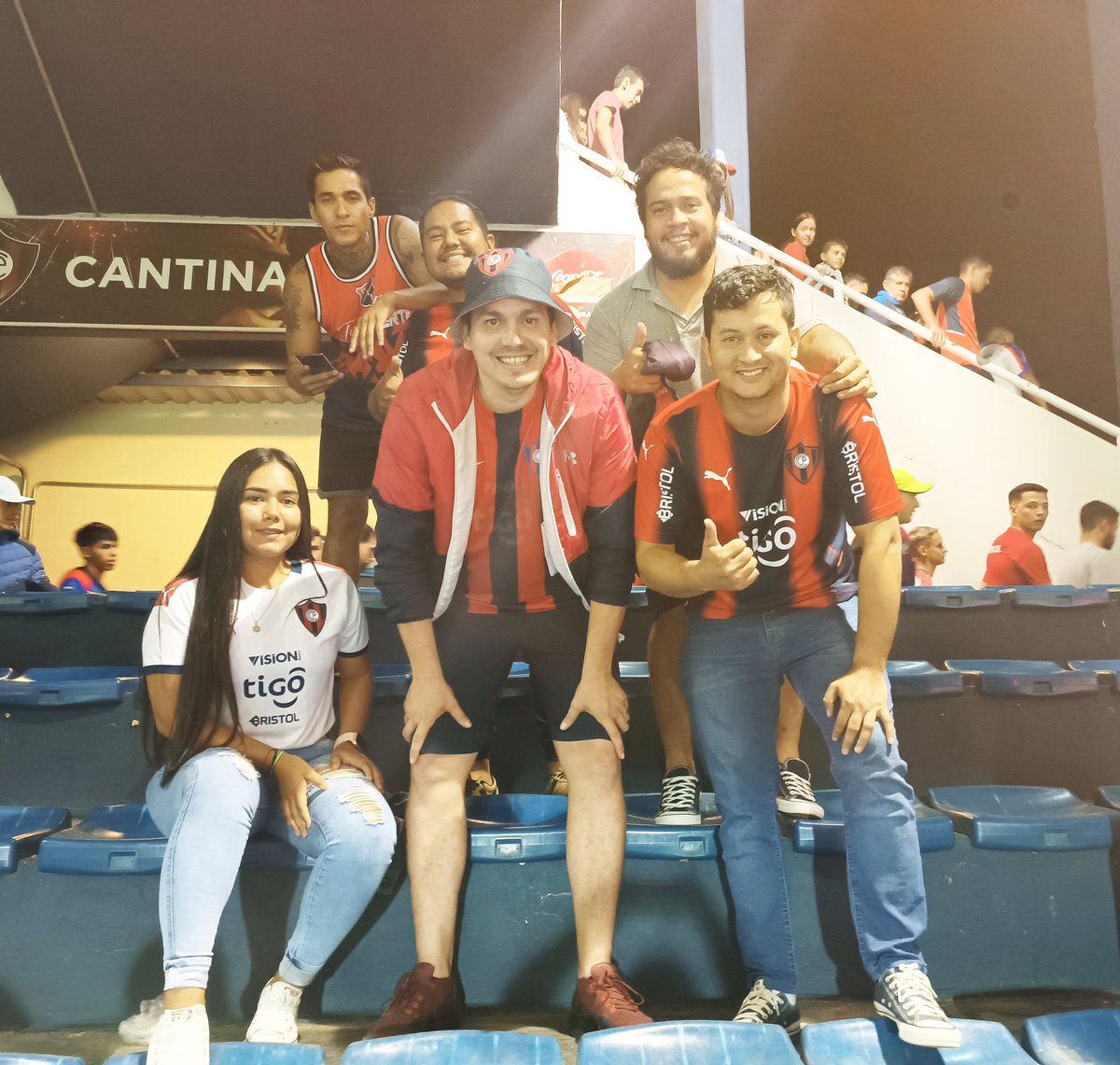 Comité Cerristas Limpeños tweet media
