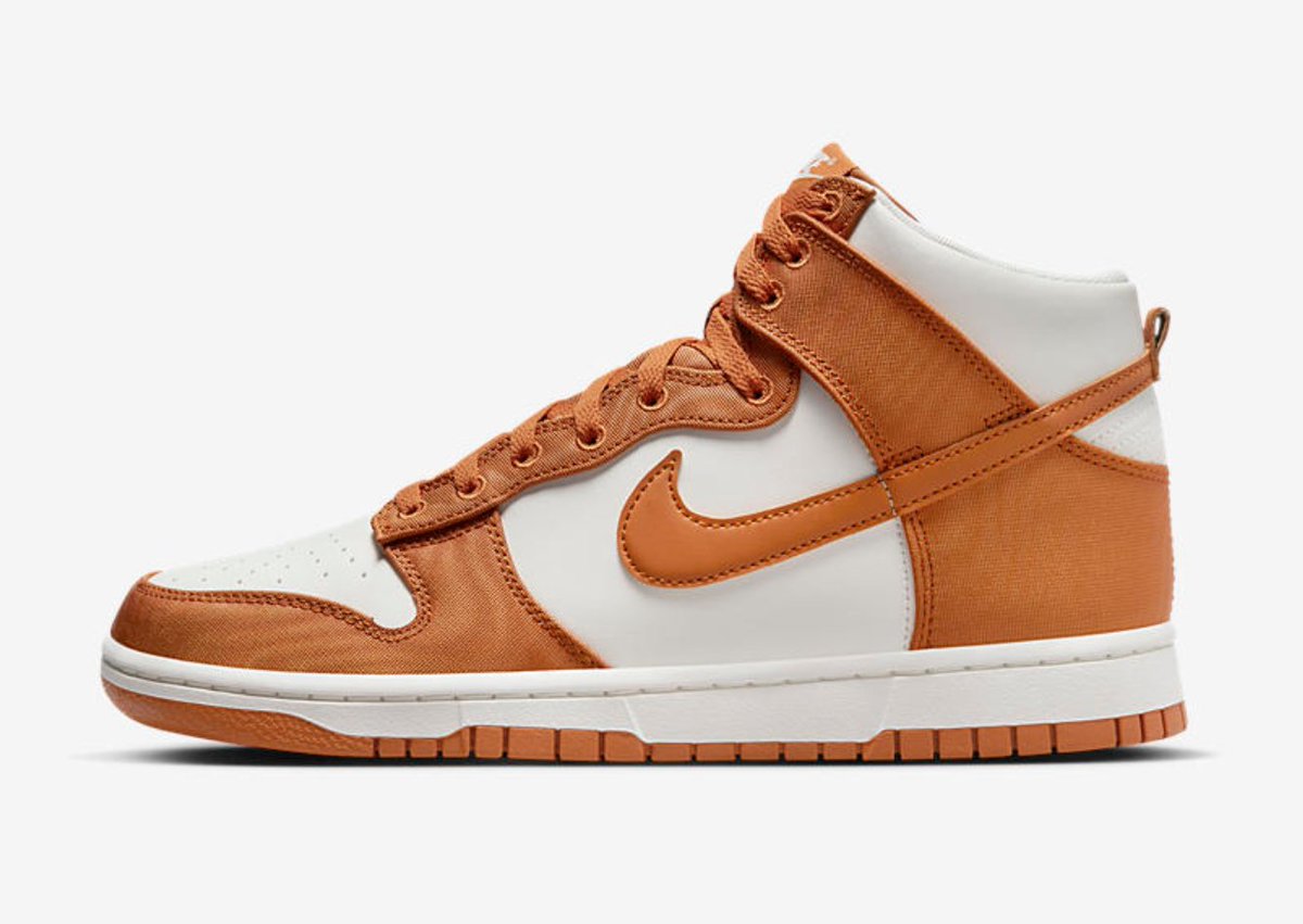 SOLELINKS on Twitter "Ad NEW Nike Dunk High 'Monarch' dropped today