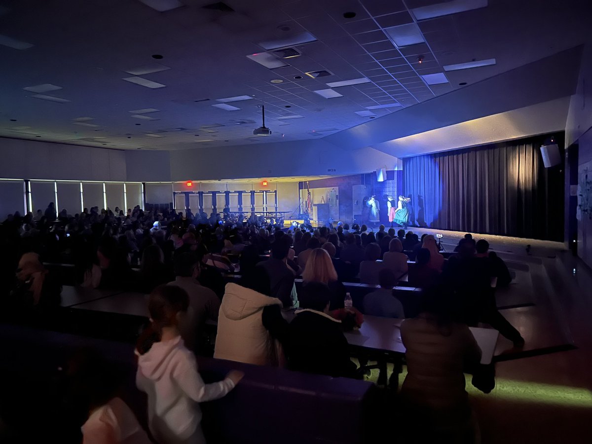 An absolutely amazing performance of Frozen Jr. tonight by our <a href="/bpbroncos/">Boulan Park</a> Drama Club in front of a packed house!  As always, so impressed by our Broncos!  All of this could not have been accomplished without the leadership of our director <a href="/msheldbpms/">Jordan Held</a>   Bravo!!!