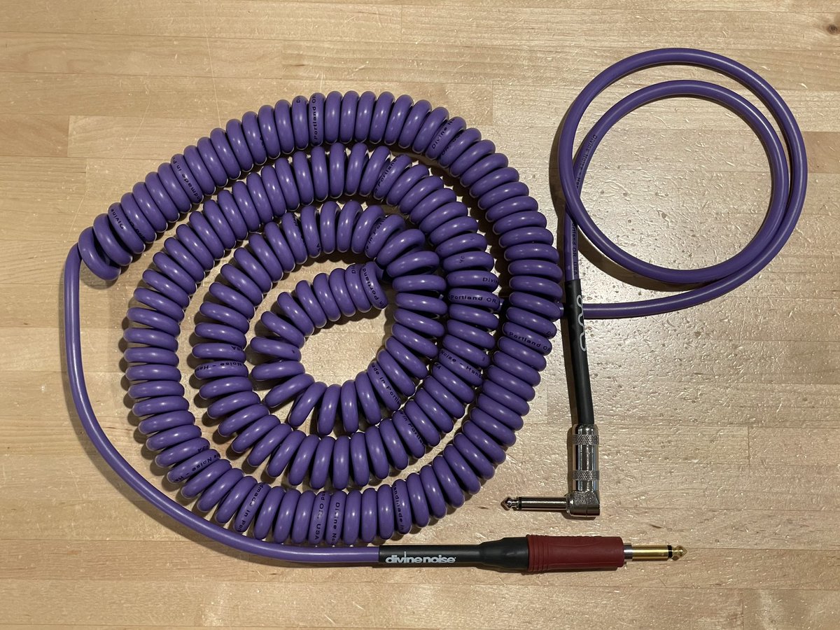divinenoise's tweet photo. If you’re in Texas for the weekend, you can go see this custom coil cable that went out to @jmascis of @dinosaurjr a couple of weeks ago…dig it!
#guitarcable #knowyourtone #geartone #guitartech #guitarleads #backlinetech #curlycable #vintageguitar
#dinosaurjr #jmascis https://t.co/LxIag7izDW