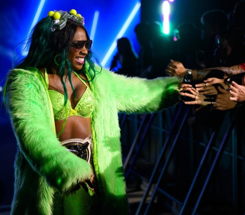 _Blockiana's tweet photo. I love Trinity (Naomi)! I have been a fan since I seen her on my TV screen over ten years ago! The representation, being unapologetically herself, her beauty, her pure talent! It's everything! She's an icon and I can't wait to see what's next! I'm with her 100%! #ThankYouNaomi https://t.co/DHsMO6bCrZ
