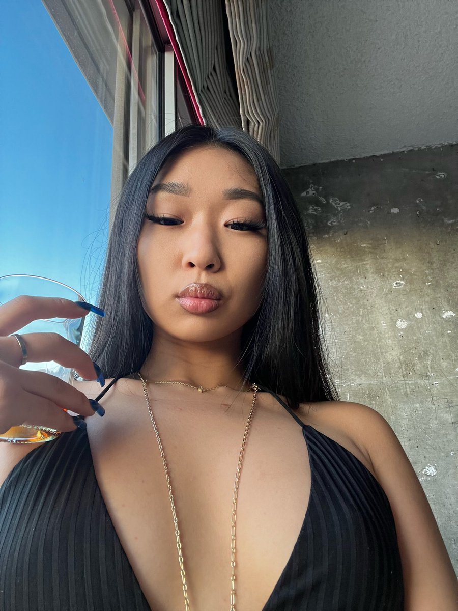 ludakristinnn's tweet photo. https://t.co/v5ZN5OINQa