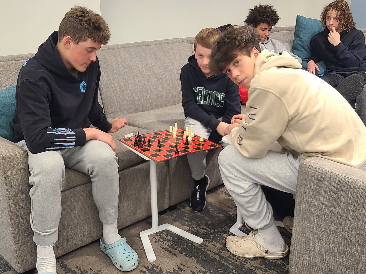 ScottMcCauley35's tweet photo. They battle on the board before they battle ON THE BOARDS!
Game ON tomorrow... @Jr3SSB tourney
Lets go @NEStormBball!
#strongmindANDbody https://t.co/xrX7IxeQuH