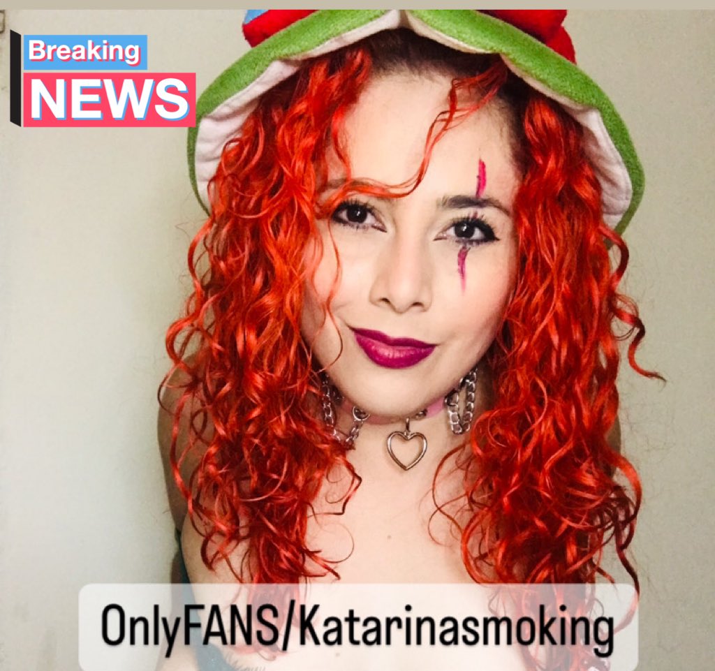 Katarina Smoking on Twitter: "Cosplay Teemo o Katarina? 🥵🤡🫠#onlyfans #onlyfan #LeagueOfLegends #