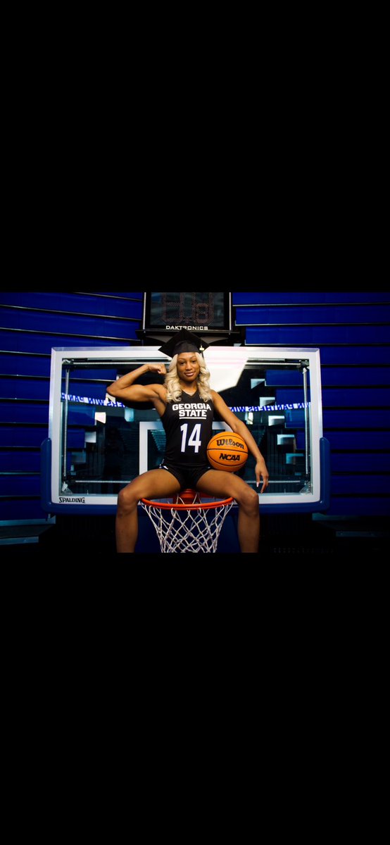 amfballer's tweet photo. Master’s Loading… https://t.co/4dMGgEnAQ5