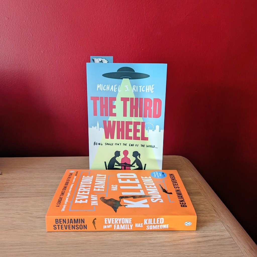 ChloeLS1's tweet photo. Book post ๐ฎ featuring @bertsbooks
The Third Wheel by @fellfromfiction and signed! Sounds great.
Also, Everyone In My Family Has Killed Someone by Benjamin Stevenson, which was on #Bertvent for 2022!
#thethirdwheel #everyoneinmyfamilyhaskilledsomeone #ballstothebacklog https://t.co/WDpoLQzbLF