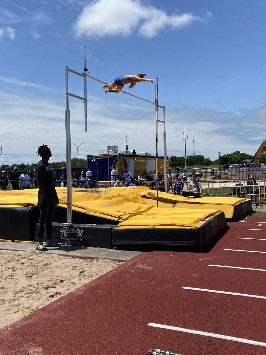 SunnyvaleTrack&Field tweet media