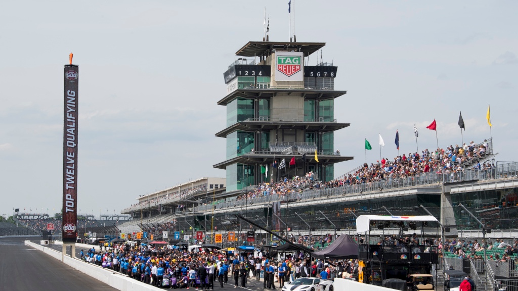 Flyin18T's tweet image. #IndyCar #Bumping Indy 500 qualifying and bumping procedures set dlvr.it/SnF7YV