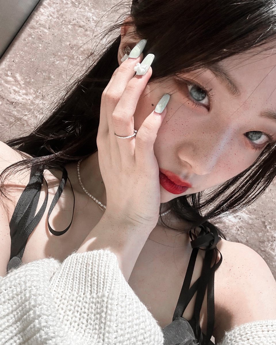 sovniles's tweet image. ⠀⠀
╰─➤ 𝗅͟𝗎͟𝗅͟𝗅͟𝖺͟𝖻͟𝗒*· 𖦹 𝗉𝖾𝗋𝖿𝗎𝗆𝖾 𝗈𝖿 𝗉𝖾𝖺𝖼𝗁𝖾𝗌 𝖺𝗇𝖽 𝗉𝗈𝗋𝖼𝖾𝗅𝖺𝗂𝗇 𝗌𝗄𝗂𝗇 ✦ 𝗅𝗈𝗏𝗂𝗇𝗀 𝗌𝗅𝖾𝖾𝗉, 𝗆𝗎𝗌𝗂𝖼 𝖺𝗇𝖽 𝗐𝗂𝗇𝗍𝖾𝗋 ›