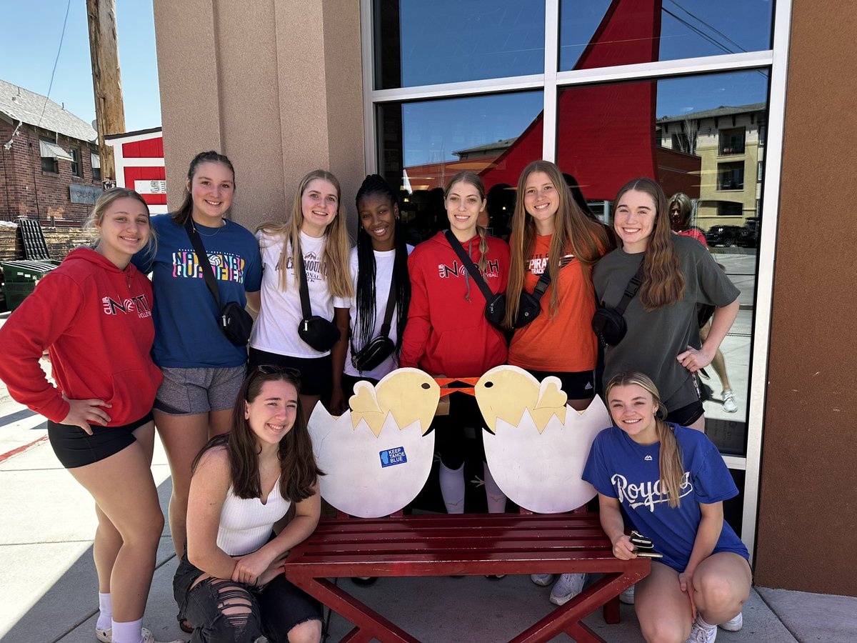 CNVB2025s's tweet photo. Reno, Nevada Far Western Qualifier USA Division—Brunch with Two Chicks and now to hit the courts!  Go Club North!!🏐♥️
#hoavb #usavb https://t.co/mzqCvIs2Hq