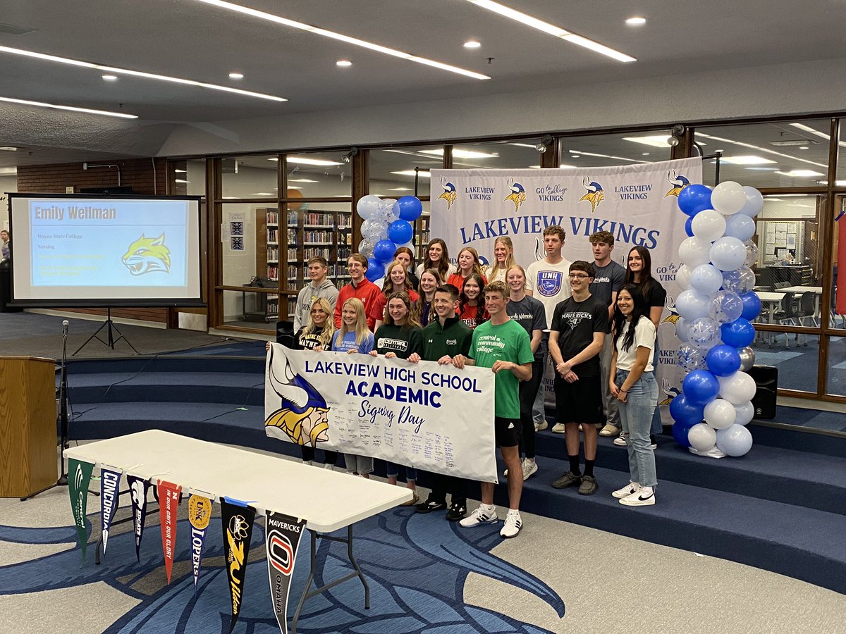 Lakeviewhigh's tweet photo. Congratulations to these 21 seniors who have earned academic scholarships for college! #academicsigningday #lakeviewvikes https://t.co/zMRWtlaaOk