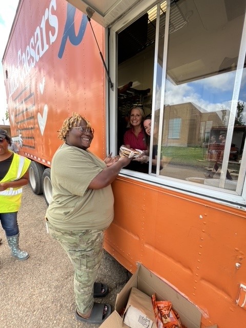 Spent the last 2 days in #RollingFork #MS supporting the community after the devastating tornadoes 🍕
