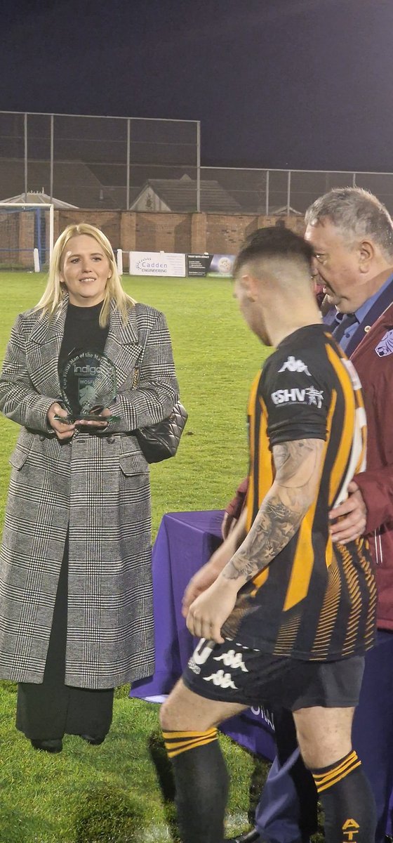 OfficialWoSFL's tweet photo. Player of the Match @atfc1909's Ross Smith being presented with his award https://t.co/gEjIaReLx4