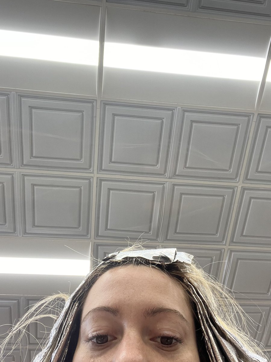 scene-queen-on-twitter-girl-yanked-the-ever-loving-shit-out-of-my