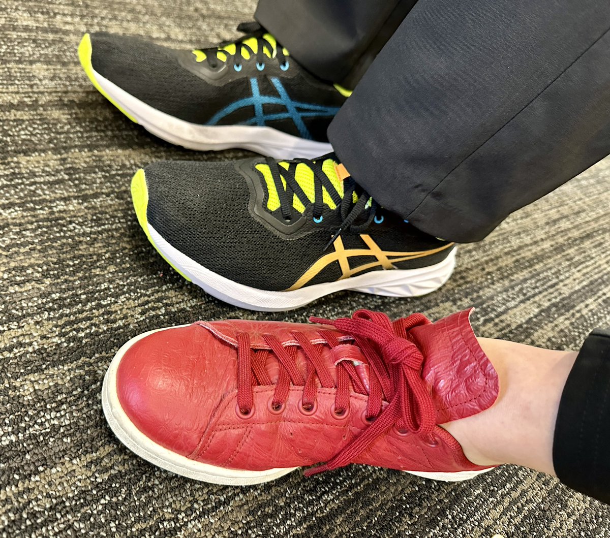 Amber_PR_Info's tweet photo. Keeping at it—#FunShoeFriday for the @ArcadiaUnified Public Information &amp; Comms Office! Walking the walk and talking the talk! 👟😎🥳 https://t.co/yg3hFhcaIx
