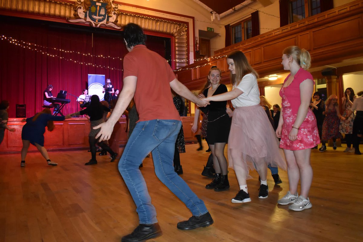 GULingSoc's tweet photo. some photos from our ceilidh!! hope everyone had the best time! https://t.co/6qpLVw0iLw