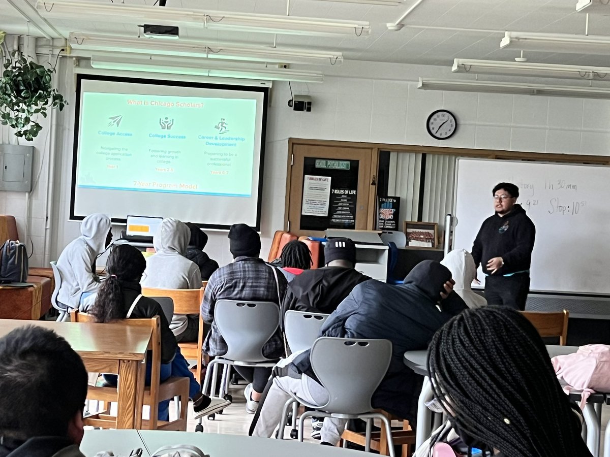 mbcorres's tweet photo. Thank you @ChicagoScholars for telling our @BoganBengal79 students about the great opportunities you all offer for college support and beyond. We hope to get more Young Men of Color to sign up! https://t.co/f0xOn29YrF