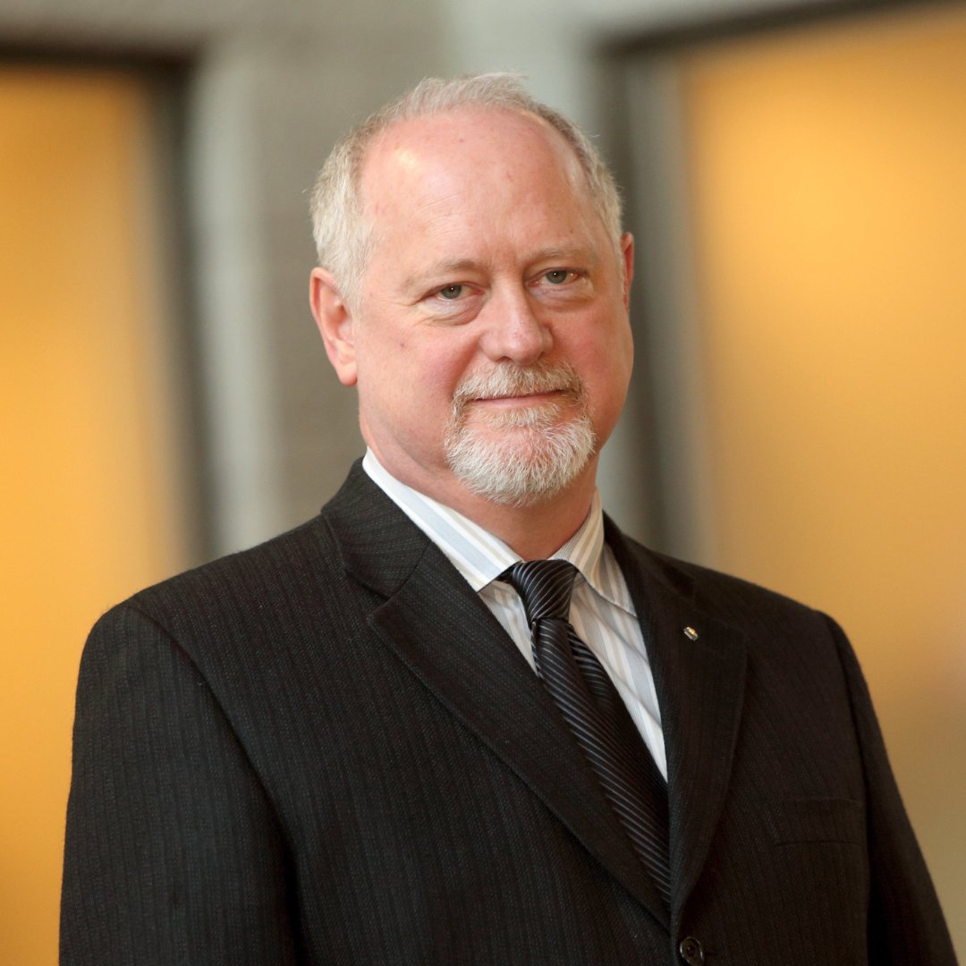 <a href="/BrainCanada/">Brain Canada</a> would like to congratulate PI Dr. Guy Rouleau and team member @karamchandanij of <a href="/TheNeuro_MNI/">The Neuro</a> on being awarded a $6M Platform Support Grant to fund the creation of a new #OpenScience patient registry. Learn more: braincanada.ca/announcements/…