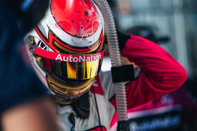 AutoNation's tweet photo. Gear up and get ready for the action! Team #AutoNationRacing is ready to take on the competition. Don't miss a minute of the action - tune in and watch our drivers #DRVPNK race to the finish!๐ #INDYCAR #DrivePink https://t.co/wDvMO4valF