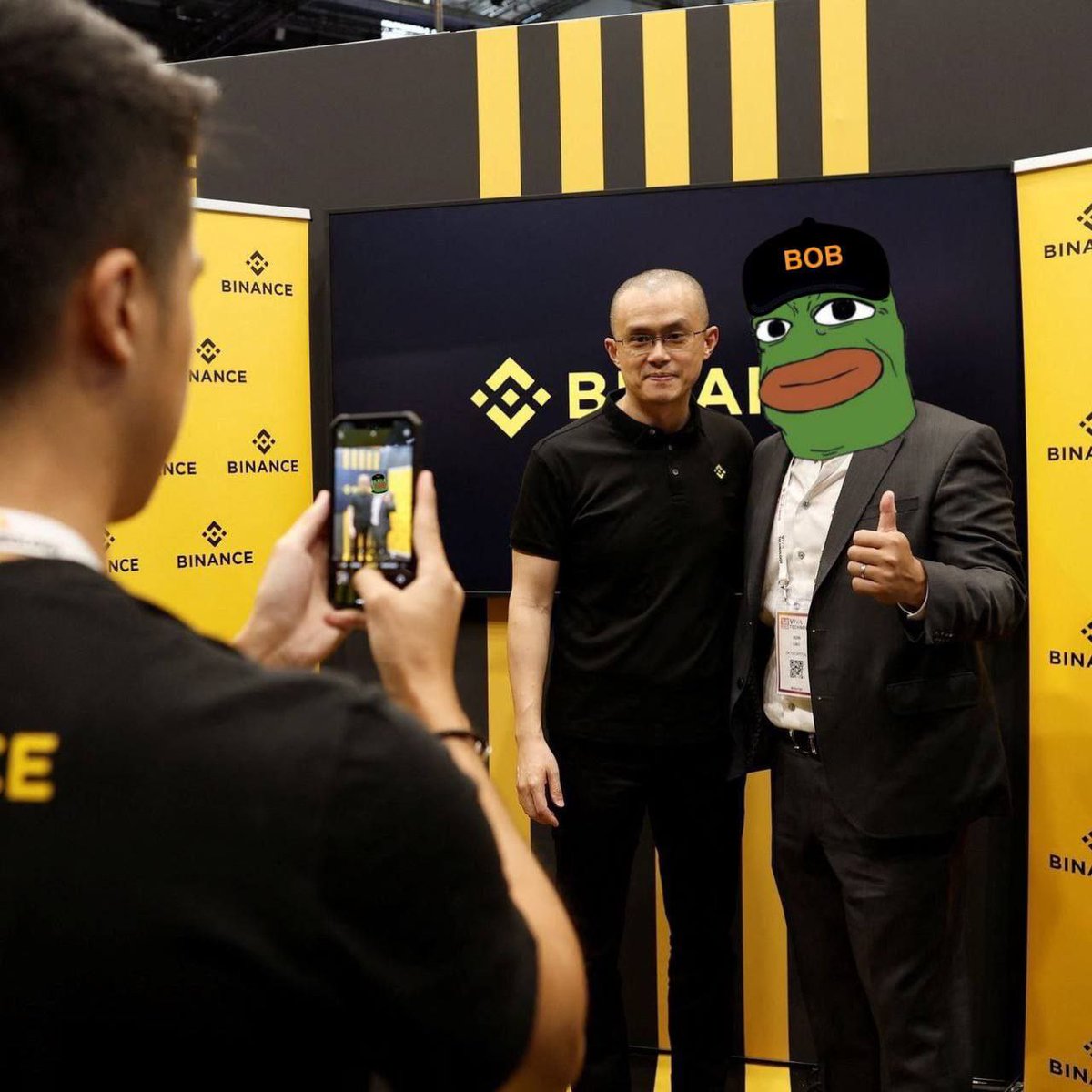 BobBnbToken's tweet photo. Cz With #BNBBOB

@BobEthToken @cz_binance @BSCGemsAlert @elonmusk

#BNB #BinanceSmartChain #ElonMusk #BOBBNB $BOB https://t.co/KqsOf6E612