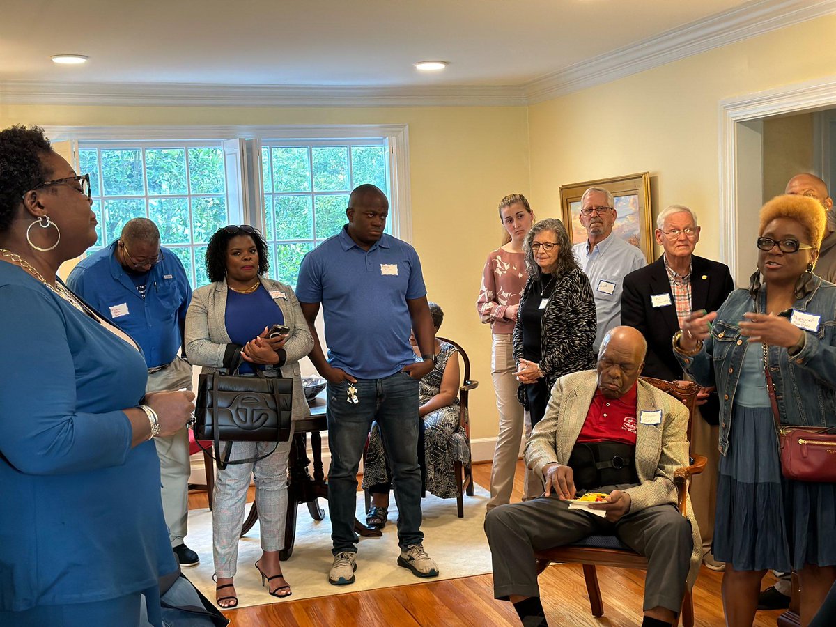 spain4scdp's tweet photo. I was honored to see everyone at the Midlands meet and greet!  

United we will build a winning state party, create a robust fundraising strategy to invest in our county parties, and recruit candidates who will put South Carolinians first. #UnitedWeWin https://t.co/RHDiVEin8Q