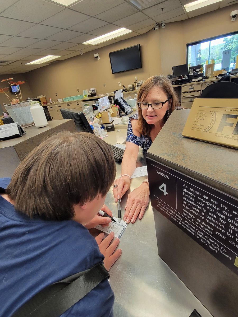 Jennifer Milinki tweet media