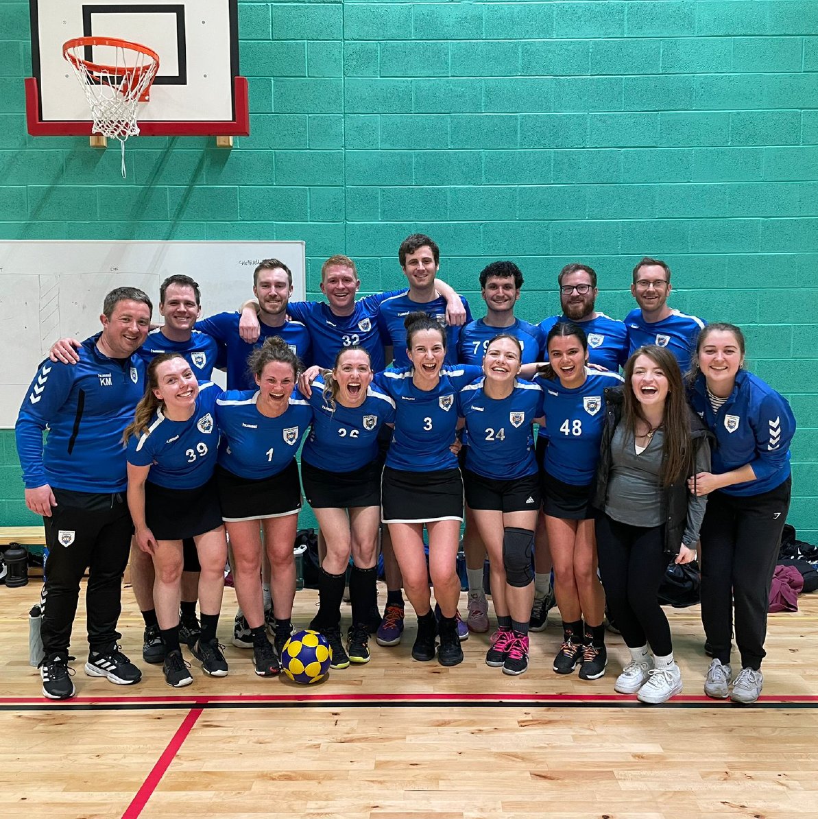 𝗪𝗔𝗥𝗥𝗜𝗢𝗥𝗦 𝟭

The final game of the season against Norwich City 1 at home, resulted in a win for Warriors 1.

This important win keeps Warriors in the Premier Division for a second season 🥳

A huge congratulations from everyone at the club.

1... 2... 3... WARRIORS! 💙