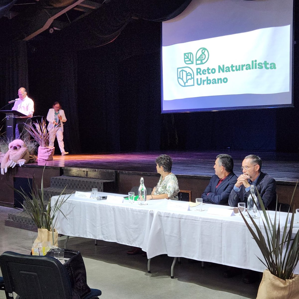 tropicalstudies's tweet photo. ¡Ya inició el #RetoNaturalistaUrbano!   No olvidés salir este fin de semana a explorar, registrar y reportar toda la biodiversidad que veás.   

Agradecemos al @CRMinae, @GrupoICEcr y la comunidad de Naturalista Costa Rica por hacer esto realidad.

#CienciaCiudadana https://t.co/9Knvc4WgAr