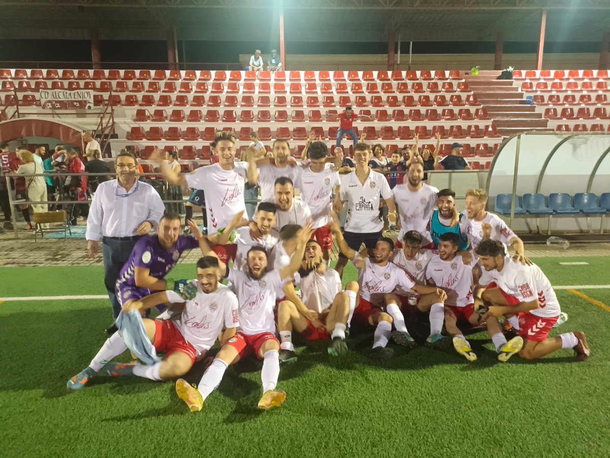 iliturgi_cf's tweet photo. Vamooooooooooooooos

❤️💙 https://t.co/hrS9pyR7aj