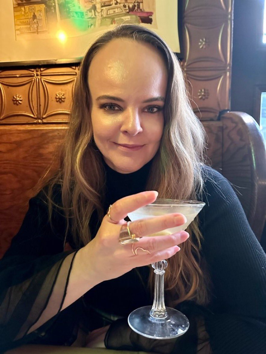 HarryJSissy's tweet photo. @Kriscilicious She probably looks like this beautiful Liberal Female,
so haha!  TDS does the body good!! Look at me, I’m a specimen of ruggedness and peak physicality. https://t.co/fTSdn5OtMU