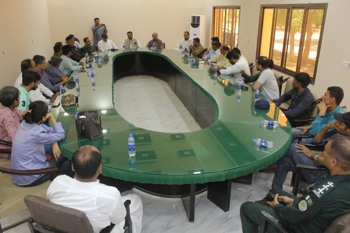 DCLasbelaOffice's tweet photo. *Hinglaj Festival* 

First day of the festival started with a media talk to media persons by the Honourable Minister for minorities GOB, Secretary minorities &amp; Secretary Culture along with the district admin and Police about the preparations made for the  Yaatris.
@hamzashafqaat https://t.co/zuD4XD56A8