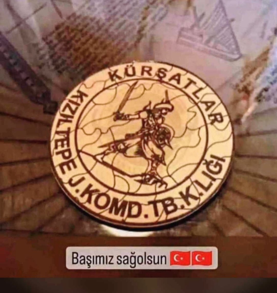 Sana dar gelmeyecek makberi kimler kazsın, gel seni tarihe gömelim desem sığmazsın. Ey şehit oğlu şehit, isteme benden makber, avucunu açmış bekliyor seni peygamber.