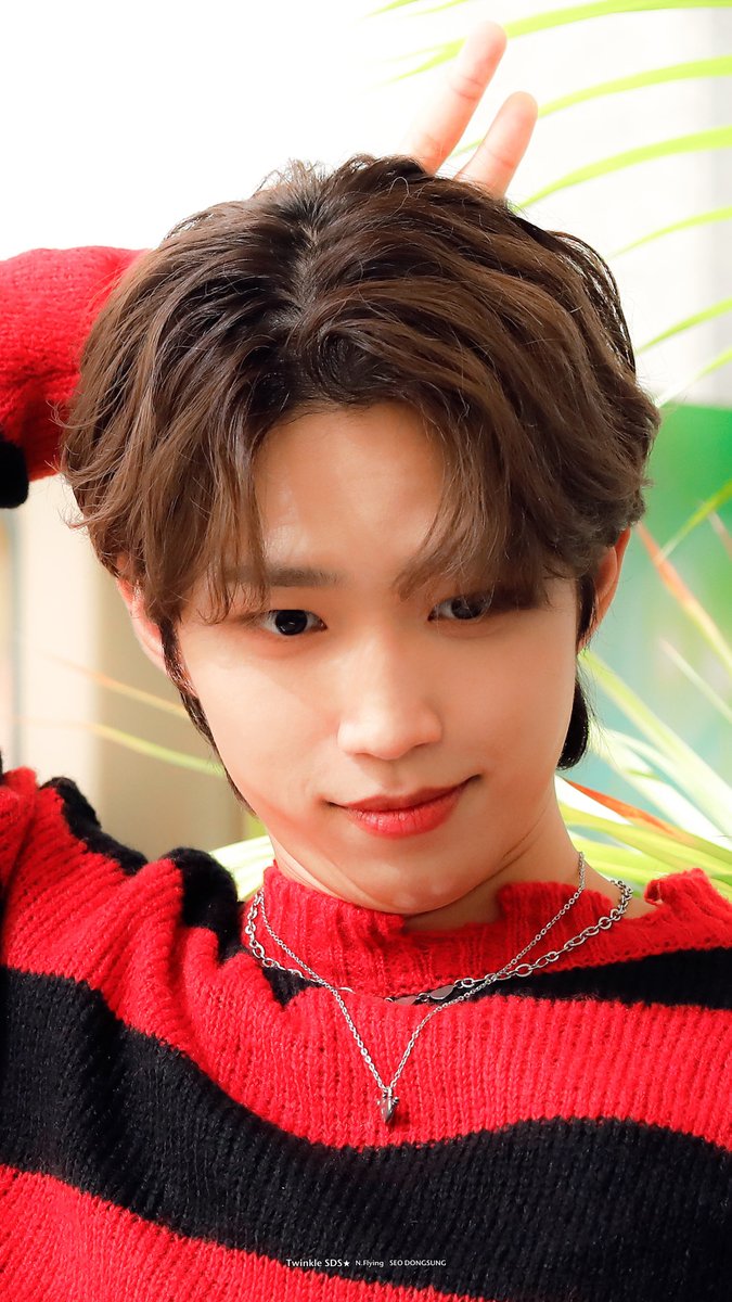 twinkle_960409's tweet photo. 221026 미니팬미팅
주말이다아🥰
#엔플라잉 #NFlying
#동성 #서동성 #seodongsung https://t.co/CmRkRuvtmC