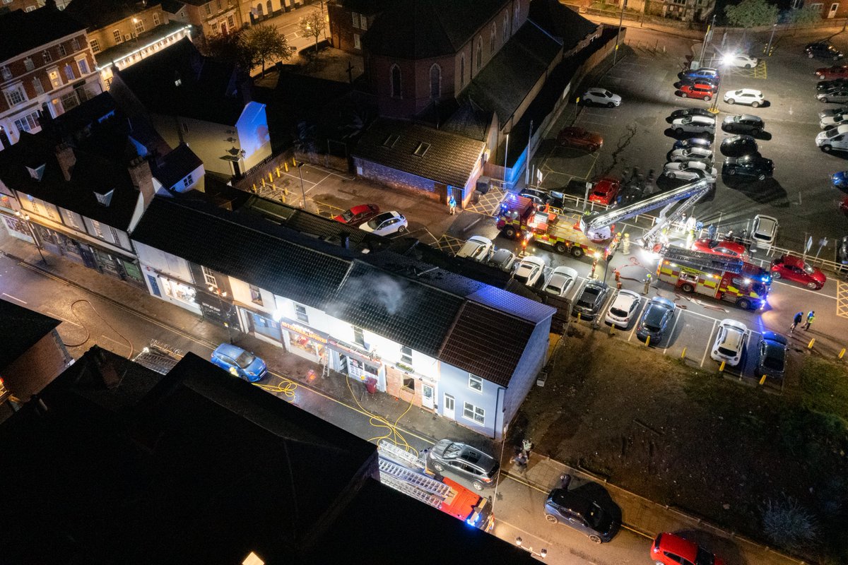 skycameast's tweet photo. #Fire at Majors Corner #Ipswich #Suffolk 
11 appliances from @SuffolkFire  in attendance
@genxradiouk @EADT24 https://t.co/jUxBu39Uhp